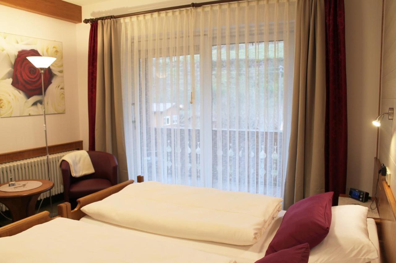 Landhotel Untere Kapfenhardter Muehle Unterreichenbach Exteriér fotografie
