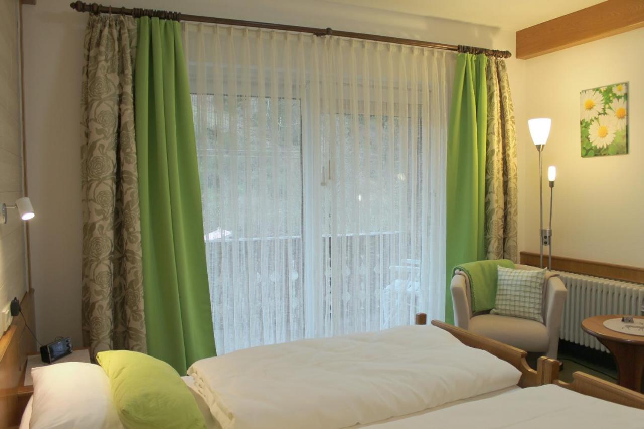Landhotel Untere Kapfenhardter Muehle Unterreichenbach Exteriér fotografie