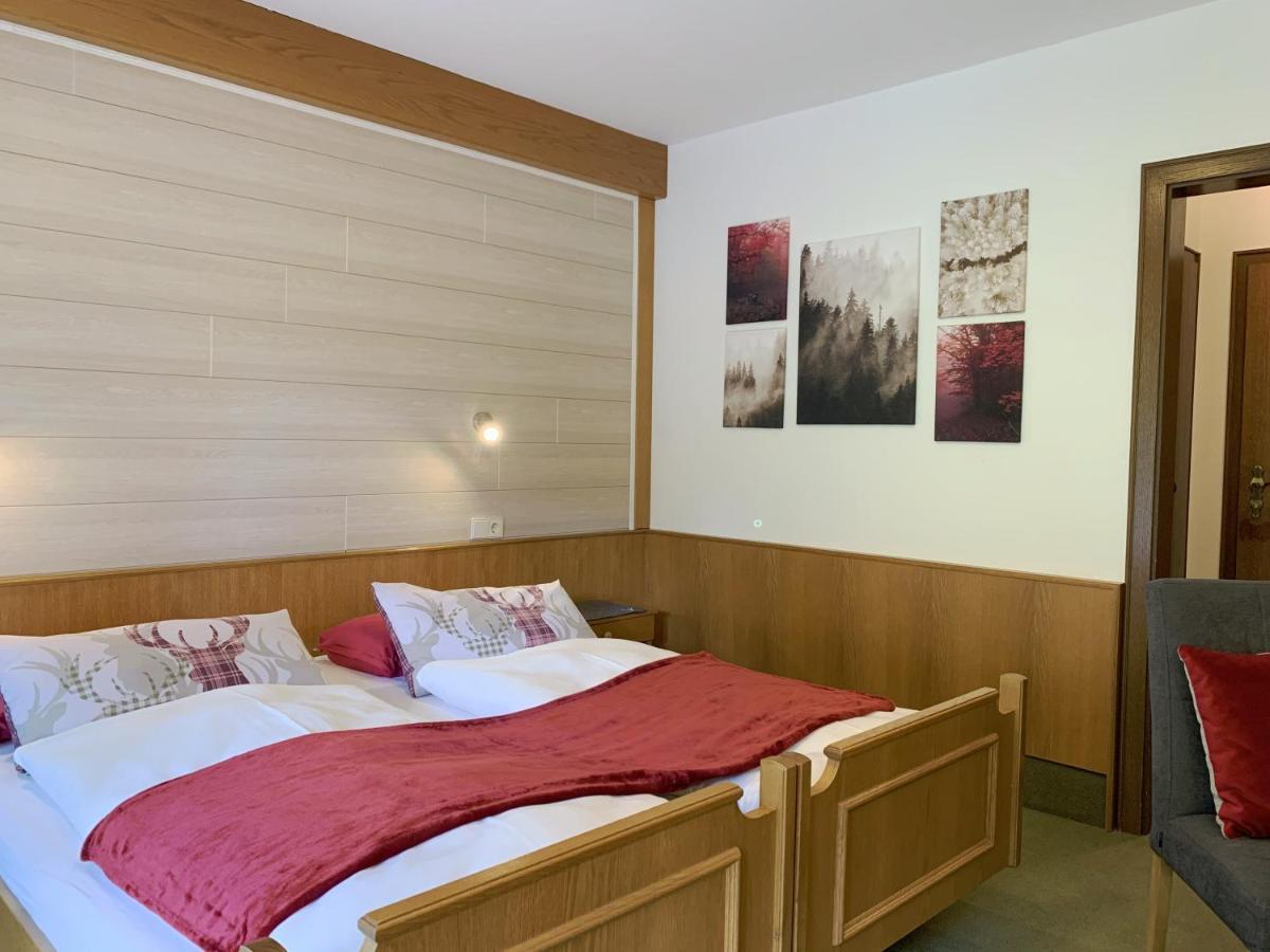 Landhotel Untere Kapfenhardter Muehle Unterreichenbach Exteriér fotografie