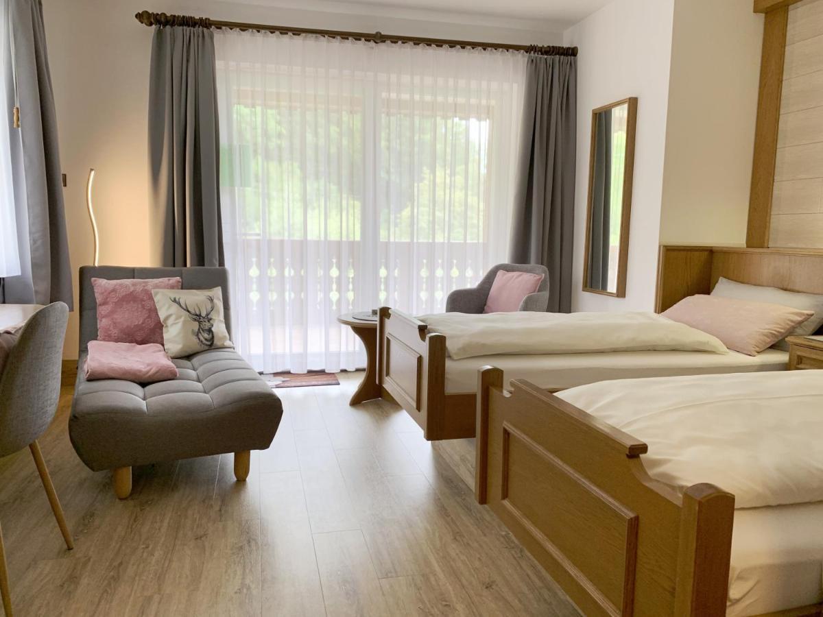 Landhotel Untere Kapfenhardter Muehle Unterreichenbach Exteriér fotografie