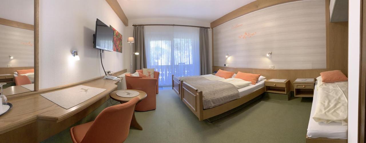 Landhotel Untere Kapfenhardter Muehle Unterreichenbach Exteriér fotografie