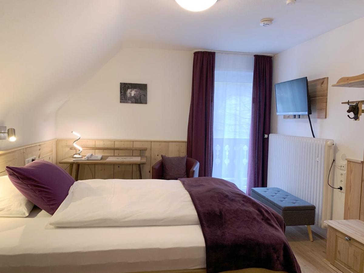 Landhotel Untere Kapfenhardter Muehle Unterreichenbach Exteriér fotografie