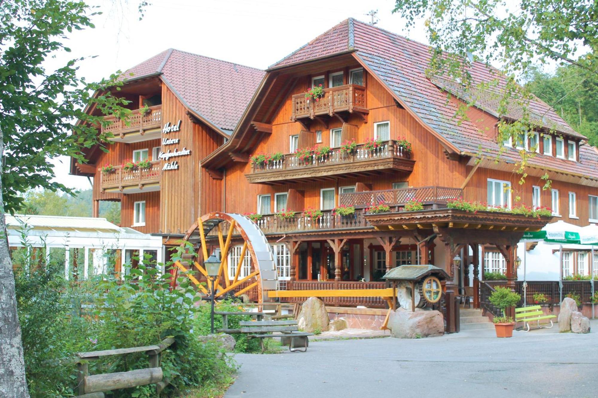 Landhotel Untere Kapfenhardter Muehle Unterreichenbach Exteriér fotografie