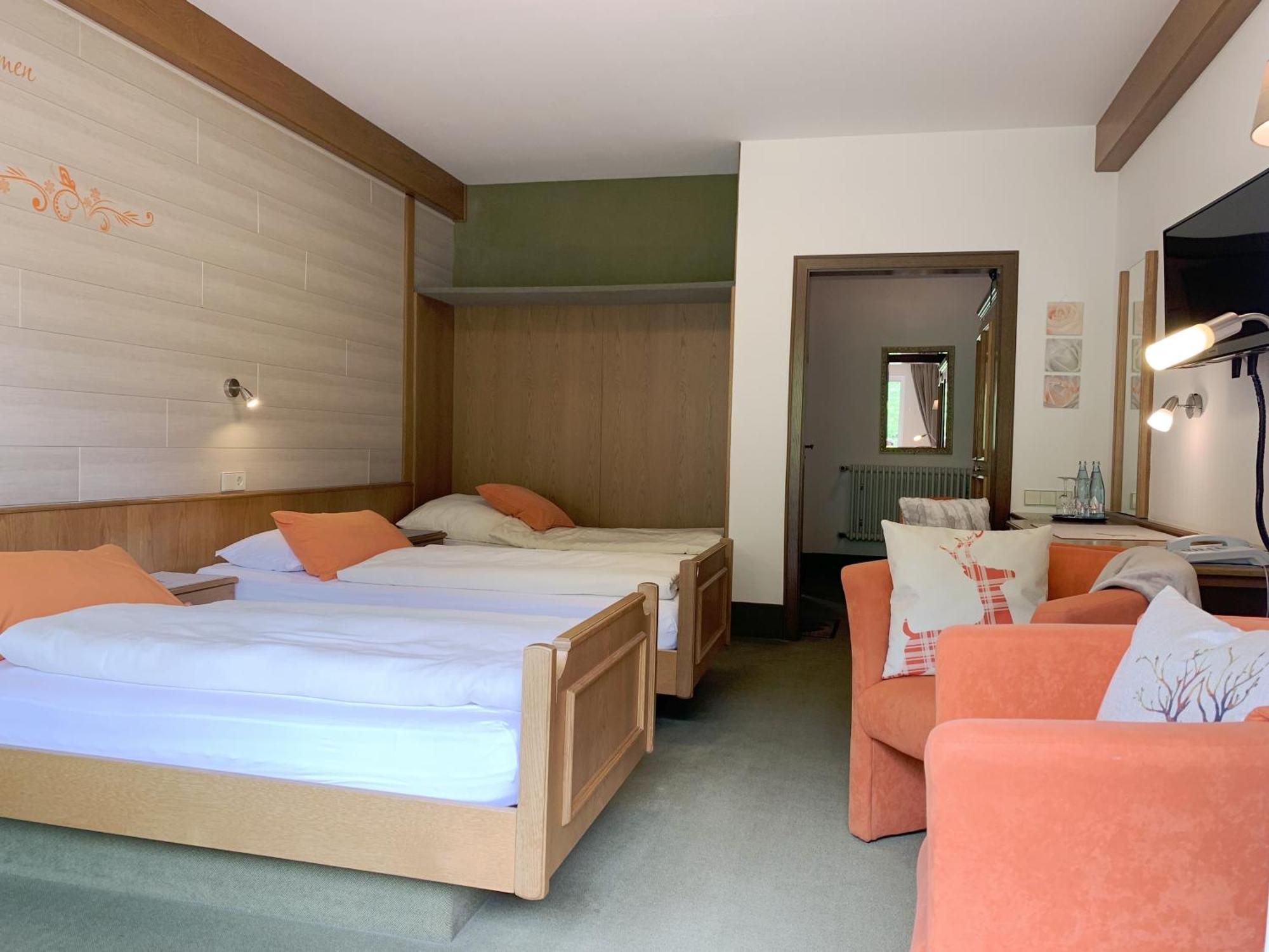 Landhotel Untere Kapfenhardter Muehle Unterreichenbach Exteriér fotografie