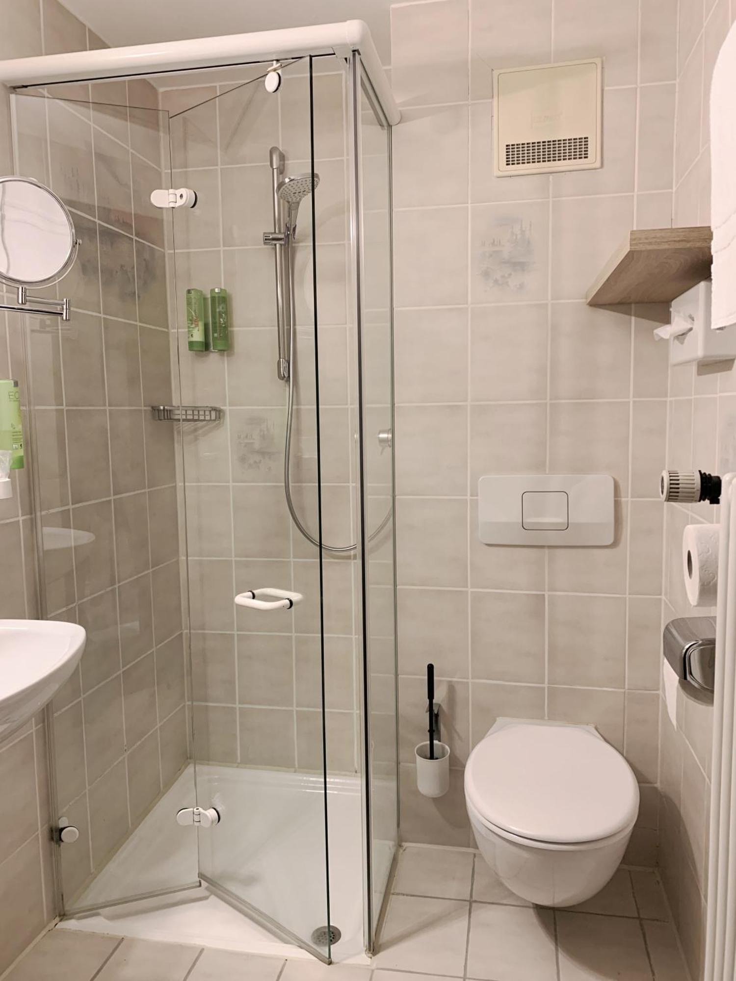 Landhotel Untere Kapfenhardter Muehle Unterreichenbach Exteriér fotografie