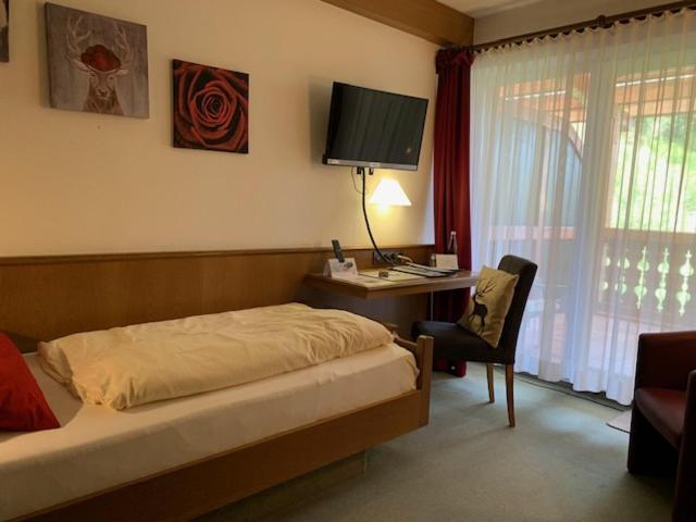 Landhotel Untere Kapfenhardter Muehle Unterreichenbach Exteriér fotografie